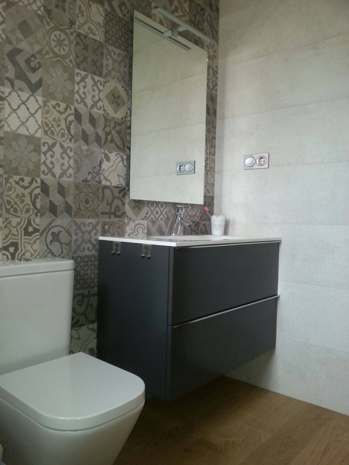 Reforma de cuarto de baño en Málaga realizada por RESEMA